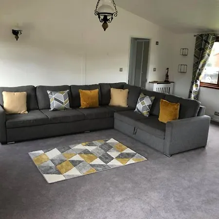 Chestnut With Hot Tub North Yorkshire Holiday home *