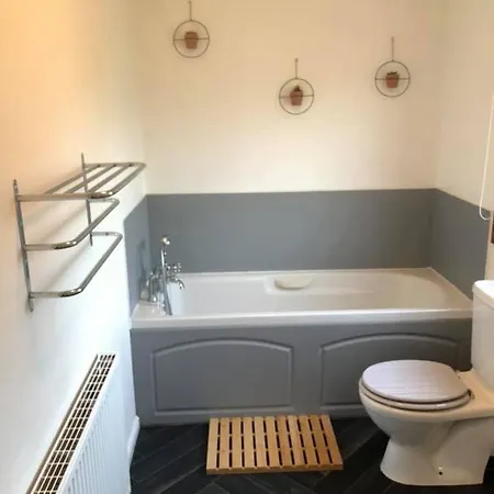 Chestnut With Hot Tub North Yorkshire Holiday home Malton